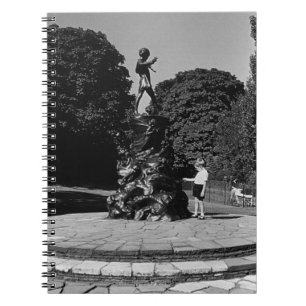 Cuaderno Estatua Kensington de Inglaterra Londres Peter Pan