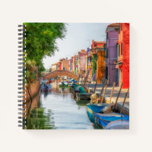 Cuaderno Explora el Encanto Vibrante de Burano