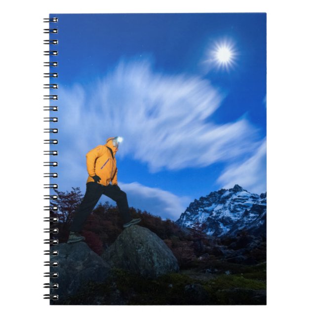 Cuaderno Explorador en el área de Cerro Torre (Frente)