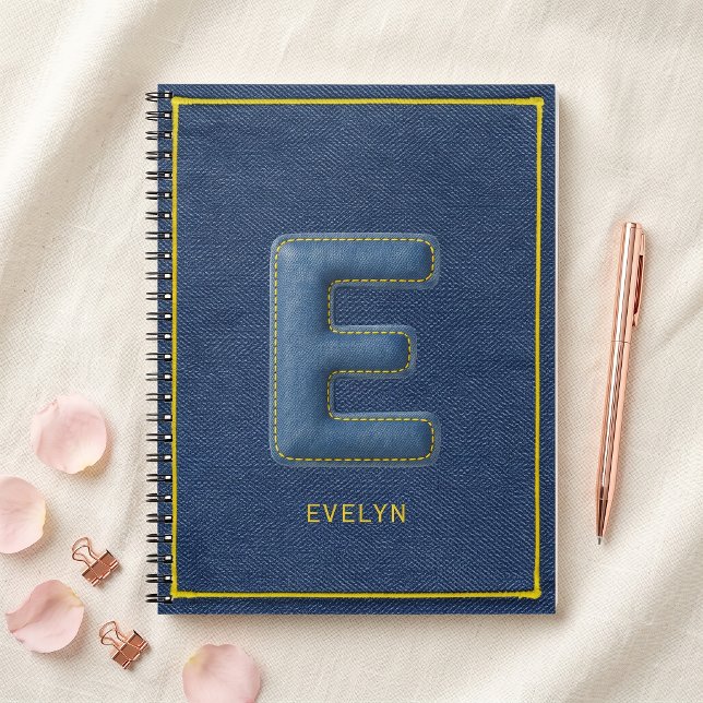 Cuaderno Falsa Denim Azul 3D Letra E Hinchada Monograma Nom (Subido por el creador)