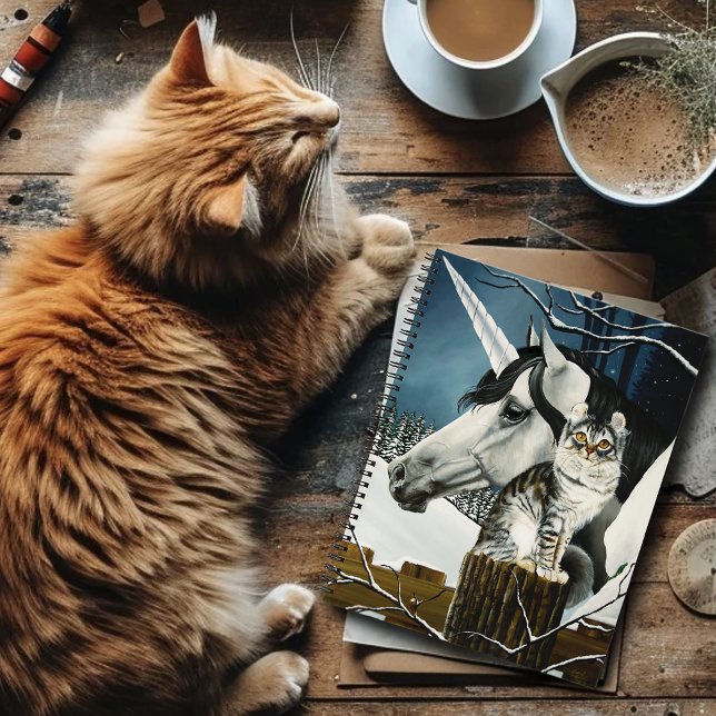 Cuaderno Fantasía de gato tabby de unicornio blanco (Subido por el creador)