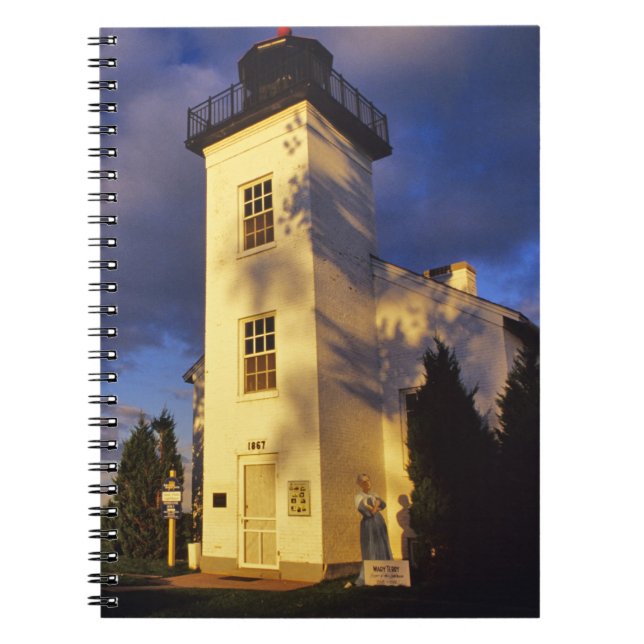 Cuaderno Faro en Escanaba UP Michigan (Frente)