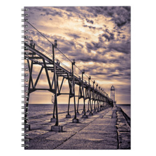 Cuaderno faro y muelle de Grand Haven, Grand Haven