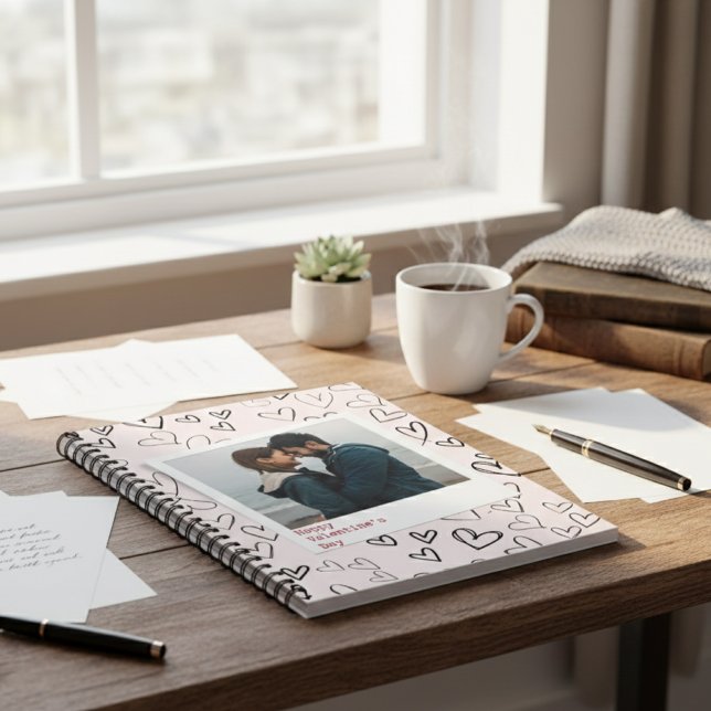 Cuaderno Feliz Día de San Valentín Moderna y elegante foto  (Subido por el creador)