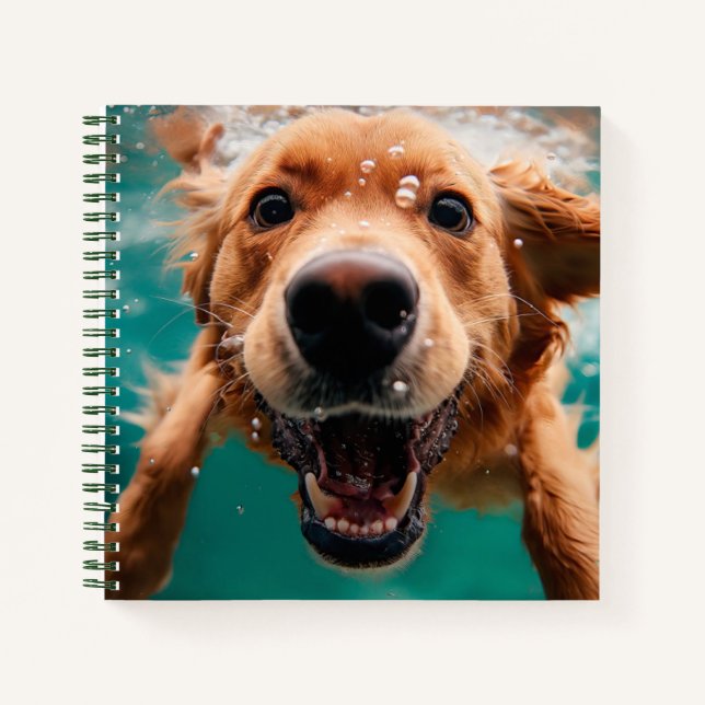 Cuaderno Feliz Golden Retriever Nadando bajo el agua (Anverso)