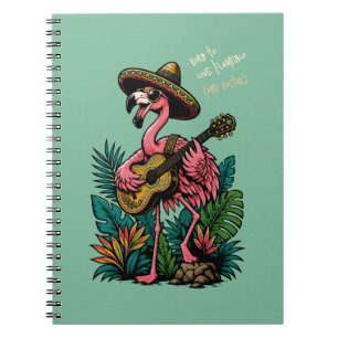 Cuaderno flamenco vibrante con sombrero tocando guitarra