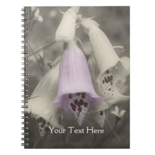 Cuaderno Flor De Foxglove Rosa En Blanco Y Negro