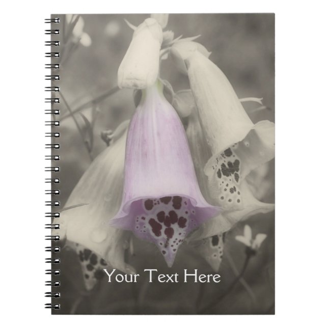 Cuaderno Flor De Foxglove Rosa En Blanco Y Negro (Frente)