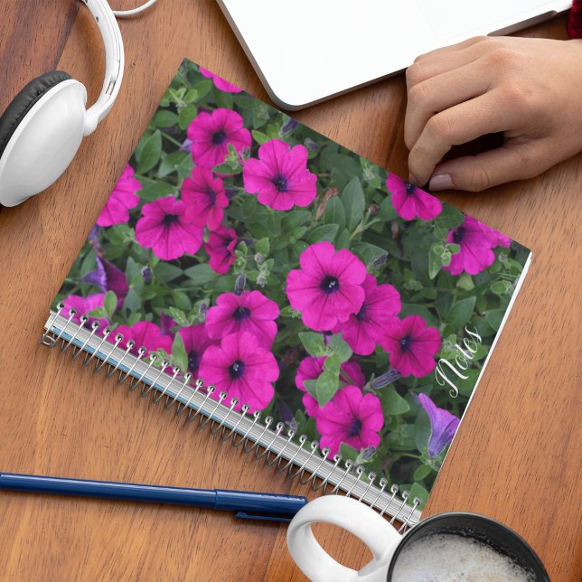 Cuaderno Flor rosa brillante de Petunias (In Situ)