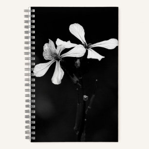 Cuaderno floral blanca y negra mínima