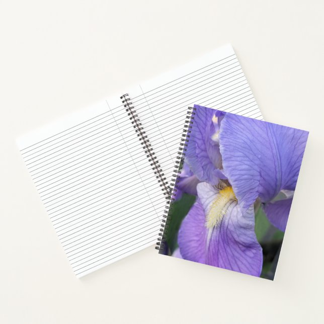 Cuaderno floral de flor de iris púrpura (Interior)