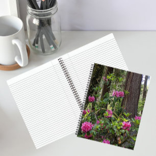 Cuaderno Floral de Rhododendrons Rosas en un Bosqu