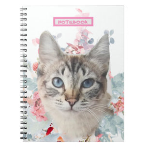 Cuaderno Flores blancas y rosas del gato Ragdoll "Kitty Fuz