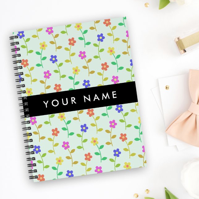 Cuaderno Flores Coloridas, Fondo Verde Claro, Negro (Subido por el creador)