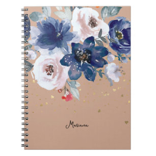 Cuaderno Flores de agua azul rosada suave en su persona