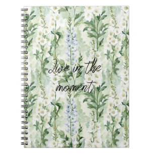 Cuaderno Flores de Delphinium blancas lavanda