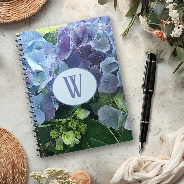 Cuaderno Flores de hidrangea azul Monograma inicial (Subido por el creador)