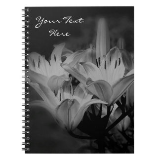 Cuaderno Flores De Lirio En Blanco Y Negro