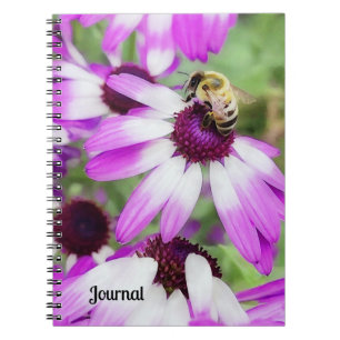 Cuaderno Flores moradas de margarita y remate de abejas