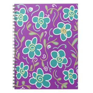 Cuaderno Flores verdes sobre el diseño púrpura