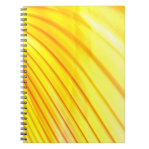 Cuaderno fondo amarillo abstracto.abstracto, artístico