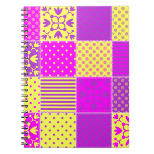 Cuaderno fondo de mosaico con diferentes patrones art,b