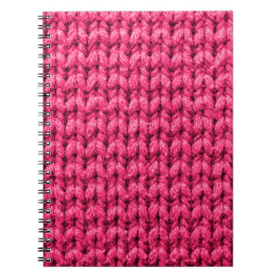 Cuaderno Fondo rosado de punto. Textura de yarn. Kn vertica