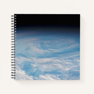 Cuaderno Formación de nubes circulares sobre el Océano Pací
