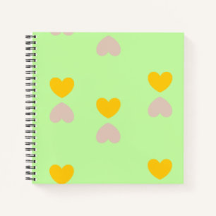 Cuaderno Formas de corazón sobre verde claro