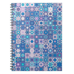 Cuaderno Formas geométricas abstractas y flores, sin costur