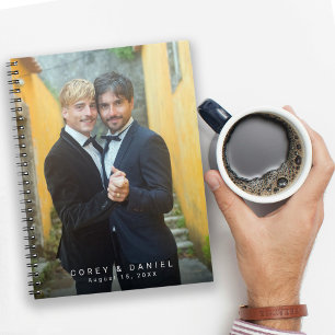 Cuaderno Foto conmemorativa de boda gay con dos novios