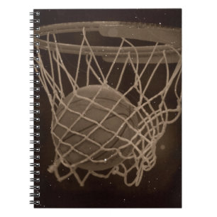 Cuaderno Foto de baloncesto dañada