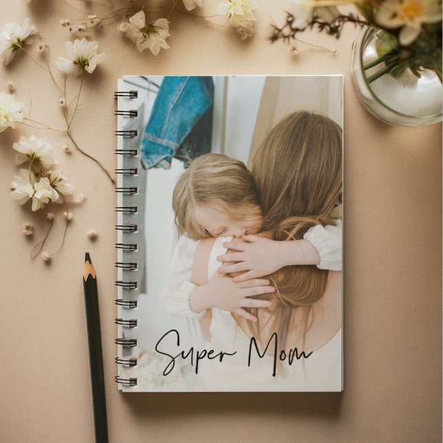 Cuaderno Foto de mamá moderna y texto de supermamá | Regalo (Subido por el creador)