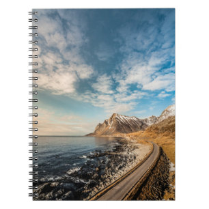 Cuaderno Foto de paisaje de la carretera escénica de Lofote