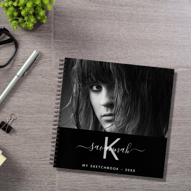 Cuaderno Foto de Sketchbook con el nombre del monograma bla (Subido por el creador)