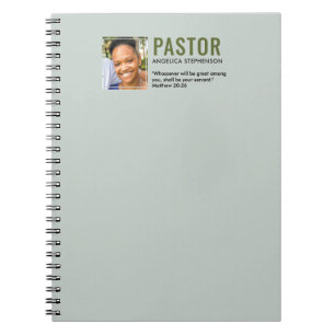 Cuaderno Foto moderna de pastor de iglesia en verde salvia