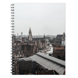 CUADERNO FOTOGRAFÍA DE ALTO ÁNGULO DE CASAS CONCRETAS