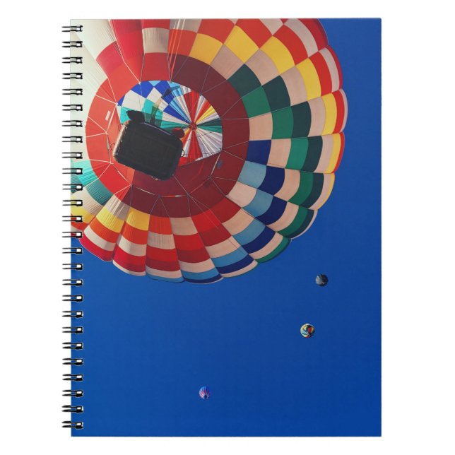Cuaderno Fotografía de bajo ángulo de los globos (Frente)