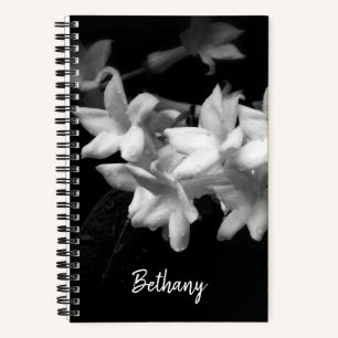 Cuaderno Fotografía de flores blancas y negras de Jazmín