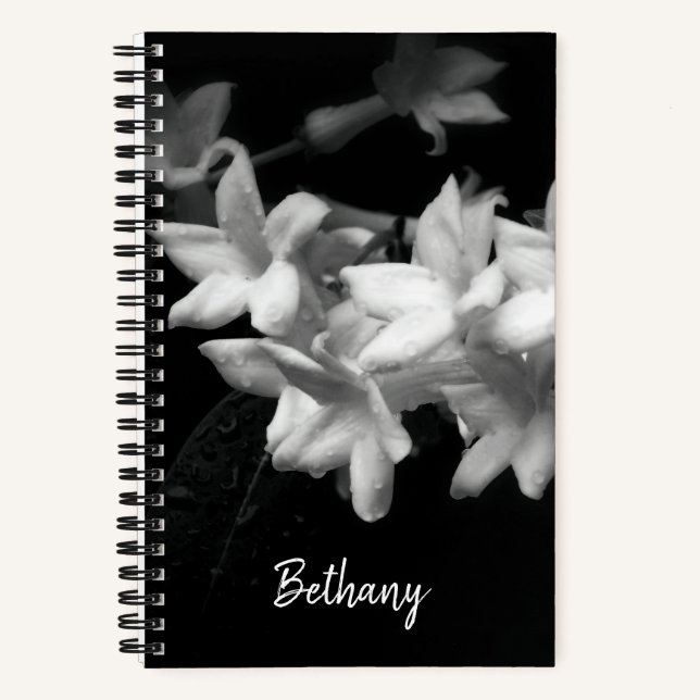 Cuaderno Fotografía de flores blancas y negras de Jazmín (Anverso)