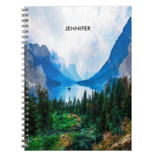 Cuaderno Fotografía de la escena natural de las montañas ru