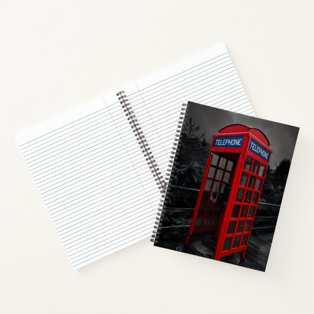 Cuaderno Fotografía de viaje dramática de cabina telefónica (Interior)