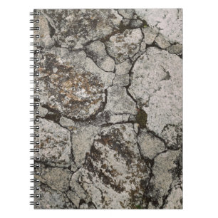 Cuaderno Fragmento de piedra negra y gris