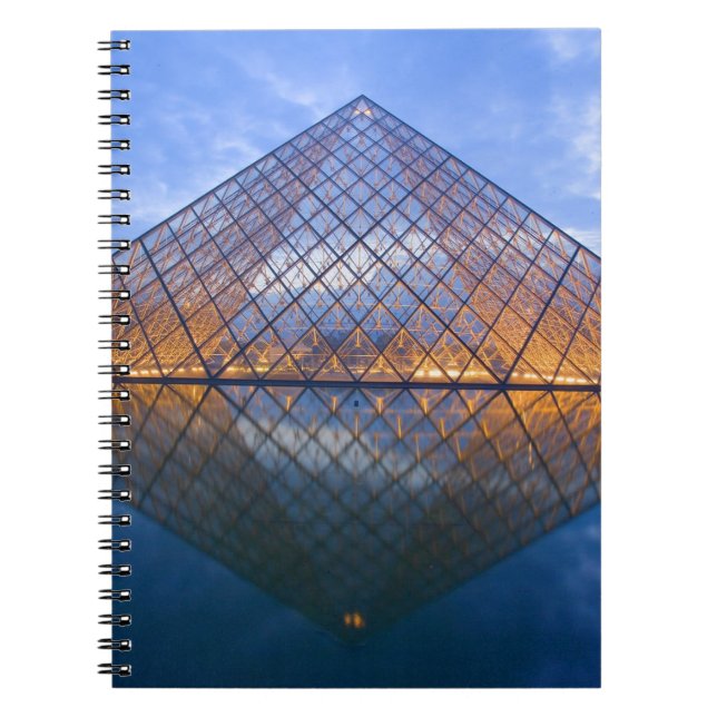 Cuaderno Francia, París. El Louvre a la luz del crepúsculo. (Frente)