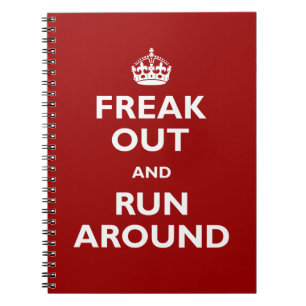 Cuaderno Freak hacia fuera y corra alrededor