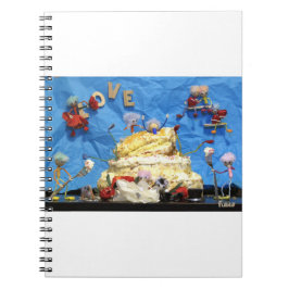 Cuaderno Fubby feest met taart en bruidspaar.