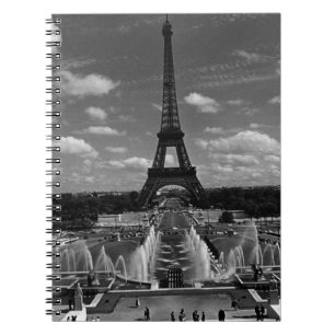 Cuaderno Fuente antigua París Francia Torre Eiffel