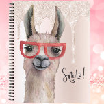 Cuaderno Funny Llama Girly Pink Purpurina<br><div class="desc">Champán divertido y jovencito rosa. Purpurina falso y brillo junto con una llama linda. Diviértase escribiendo su gratitud,  escribiendo en un diario,  dibujando o guardando notas de clase en la escuela con esta divertida llama acuarela. Diseño por delante y por detrás. ¡Recuerden sonreír!</div>