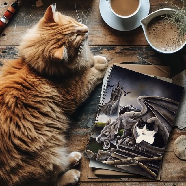 Cuaderno Gargoyle de gato blanco negro (Subido por el creador)