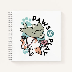 Cuaderno Garras y Juego – Ilustración de Gato Adorable